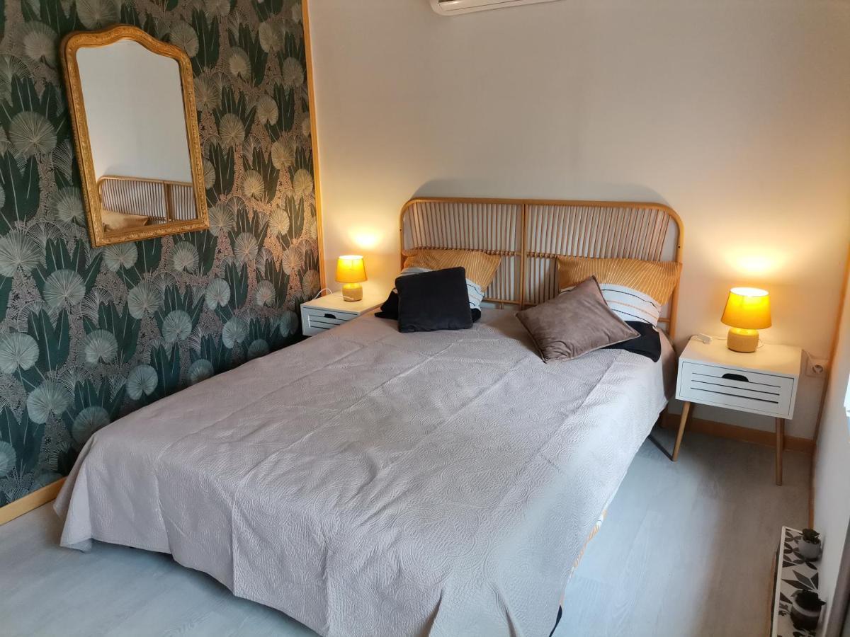 Love Room Avec Spa Nerac Exterior photo